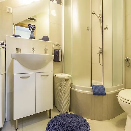 Zekan Hotel 3*